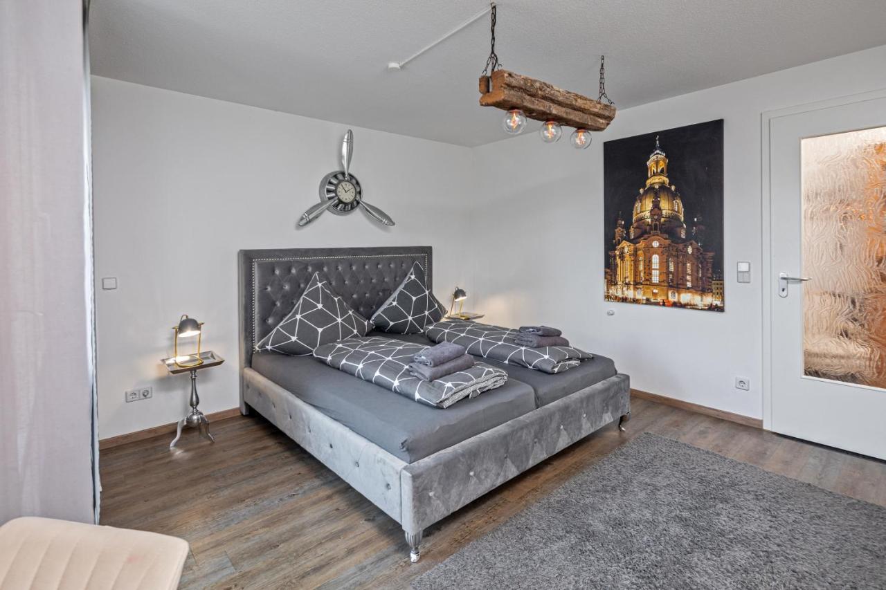 Ferienwohnung Dresden Wohnoase an der Elbe Exterior foto